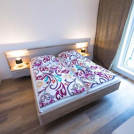 Bein Apartment With Parking Brno Dış mekan fotoğraf