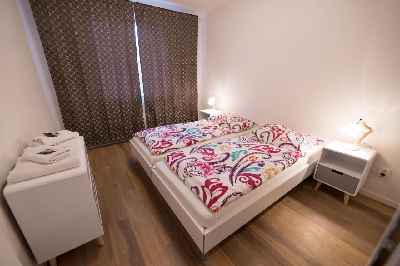 Bein Apartment With Parking Brno Dış mekan fotoğraf