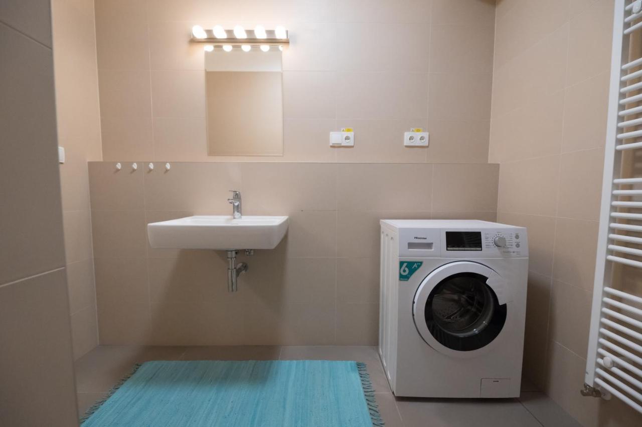 Bein Apartment With Parking Brno Dış mekan fotoğraf